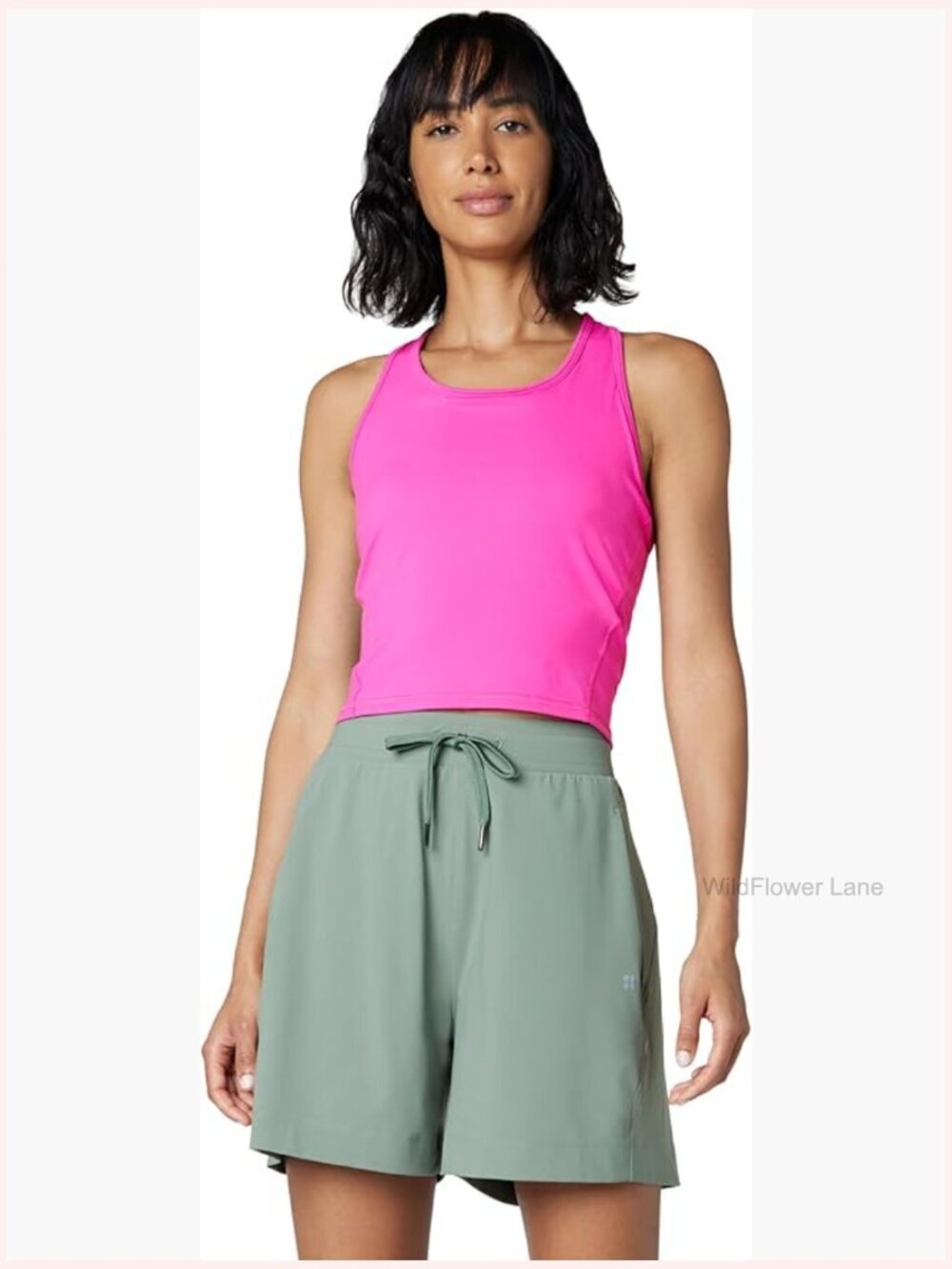 Medium Impact Cropped Workout Tank Top with Built-In Bra